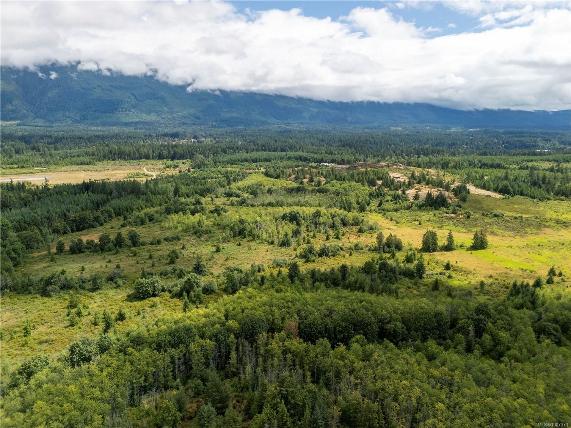  at 8855 Central Lake Road, Sproat Lake, Port Alberni