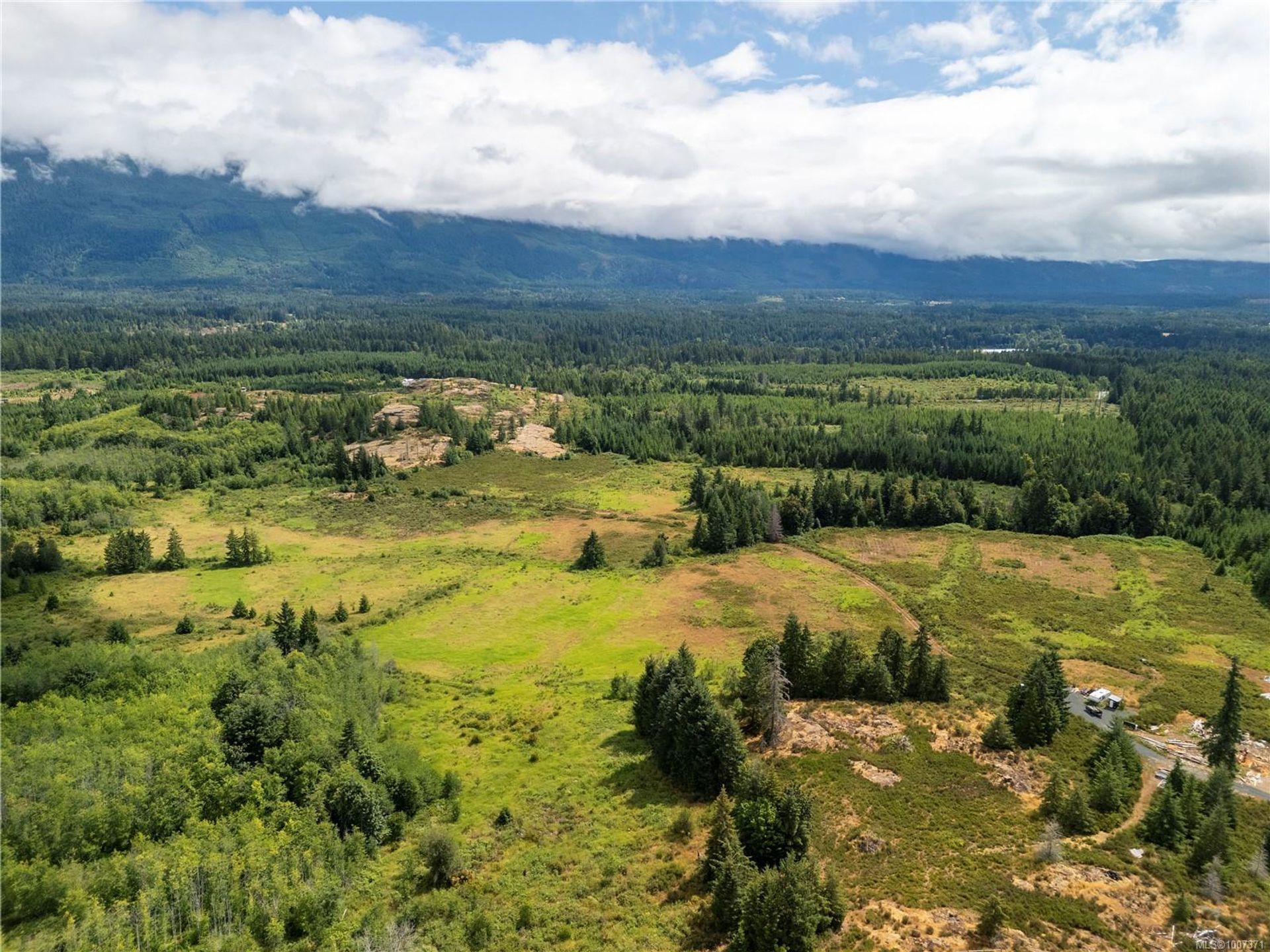  at 8855 Central Lake Road, Sproat Lake, Port Alberni