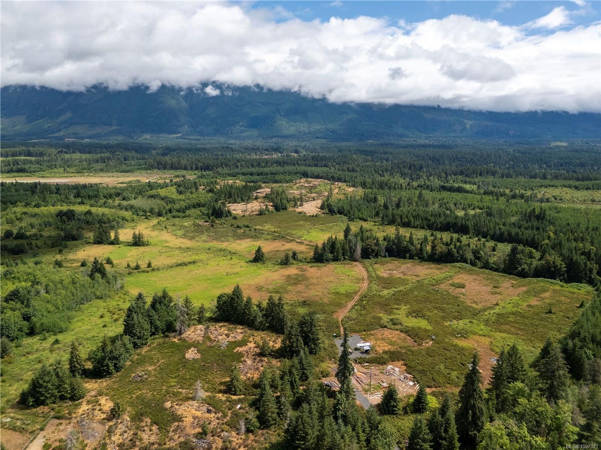  at 8855 Central Lake Road, Sproat Lake, Port Alberni