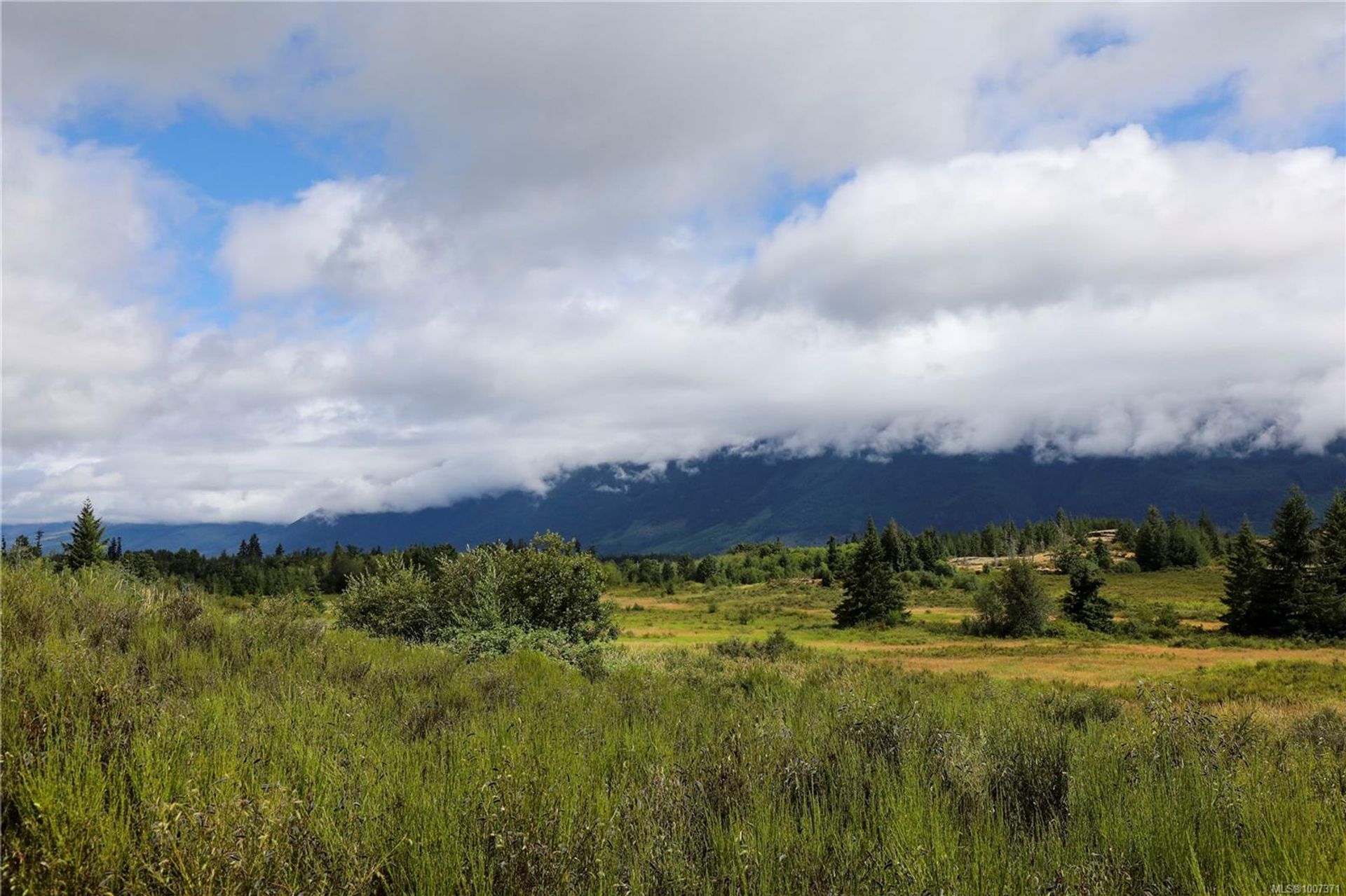  at 8855 Central Lake Road, Sproat Lake, Port Alberni