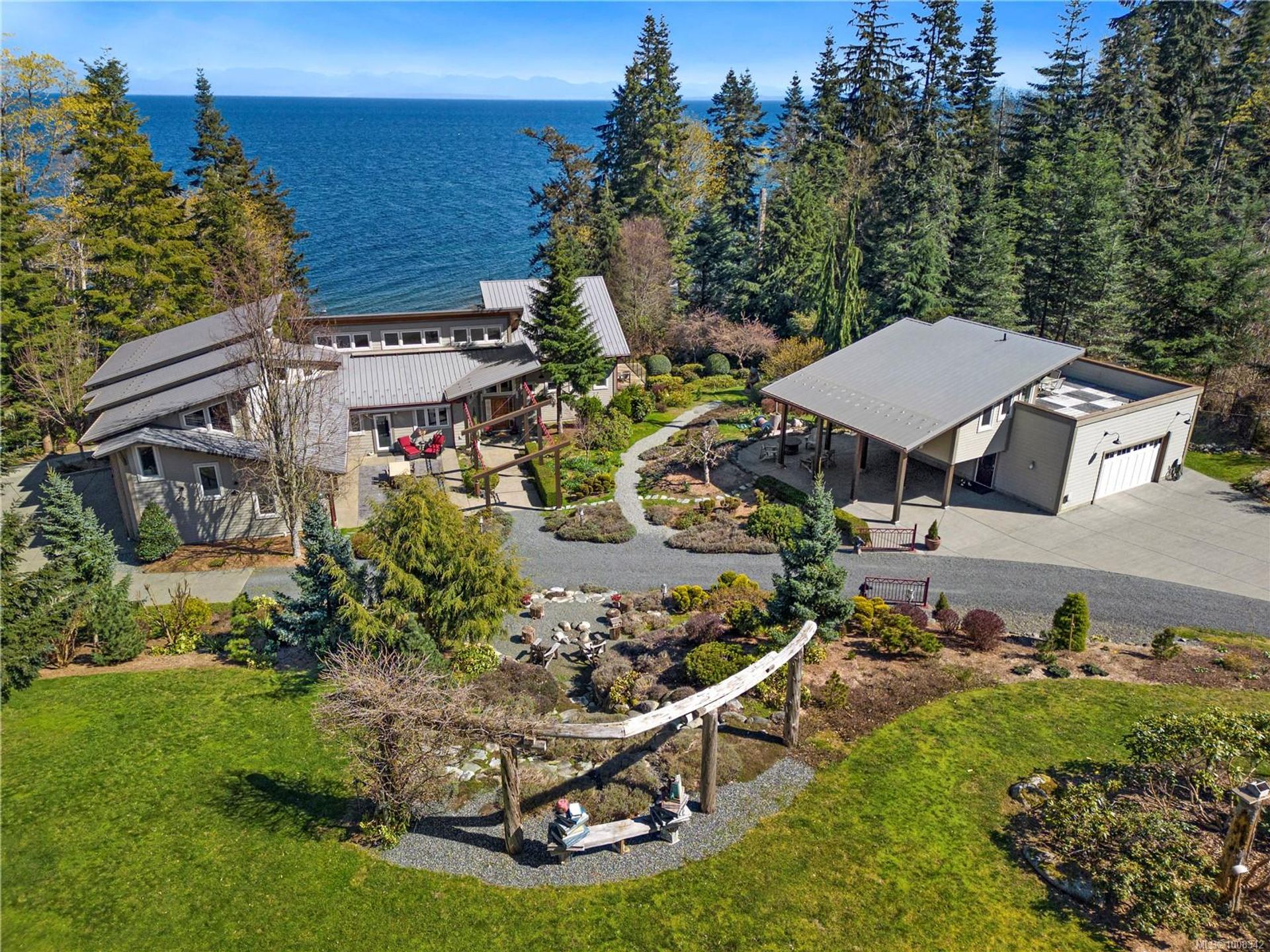 at 6520 Eagles Drive, Courtenay North, Comox Valley  at 6520 Eagles Drive, Courtenay North, Comox Valley