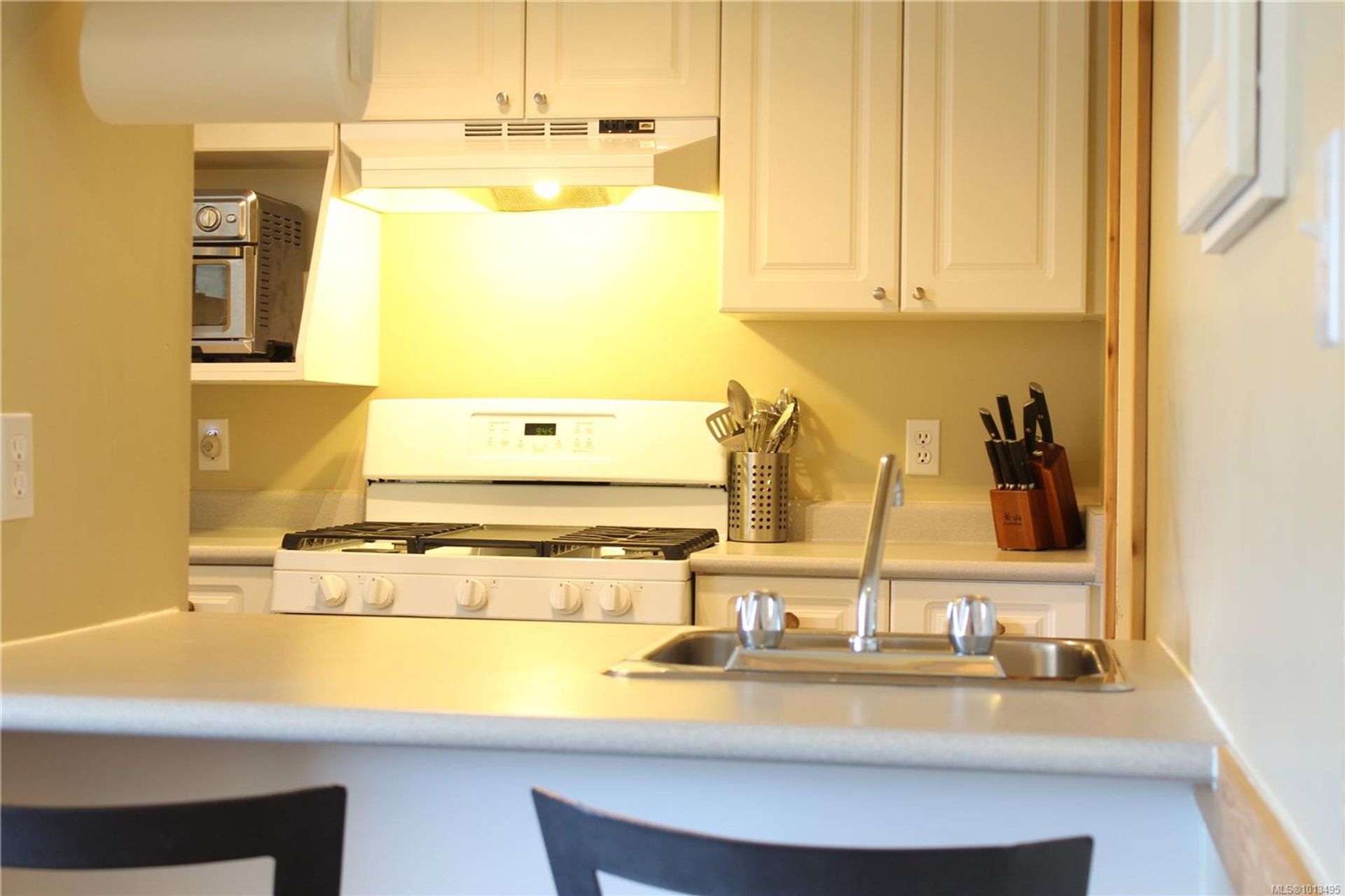 1105-henry-mt-washington-comox-valley-07 at 106 - 1105 Henry Road, Mt Washington, Comox Valley