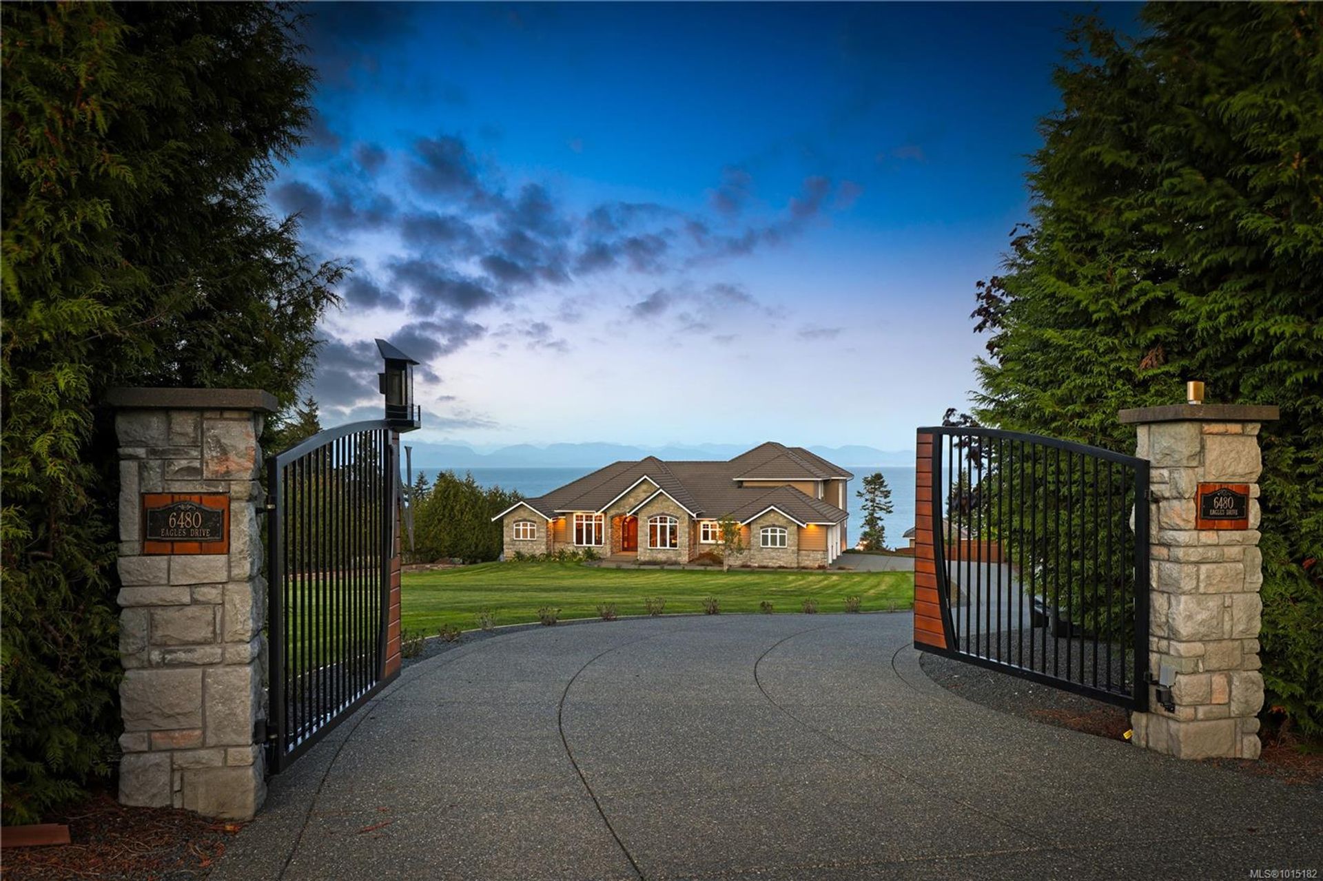 6480-eagles-courtenay-north-comox-valley-04 at 6480 Eagles Drive, Courtenay North, Comox Valley