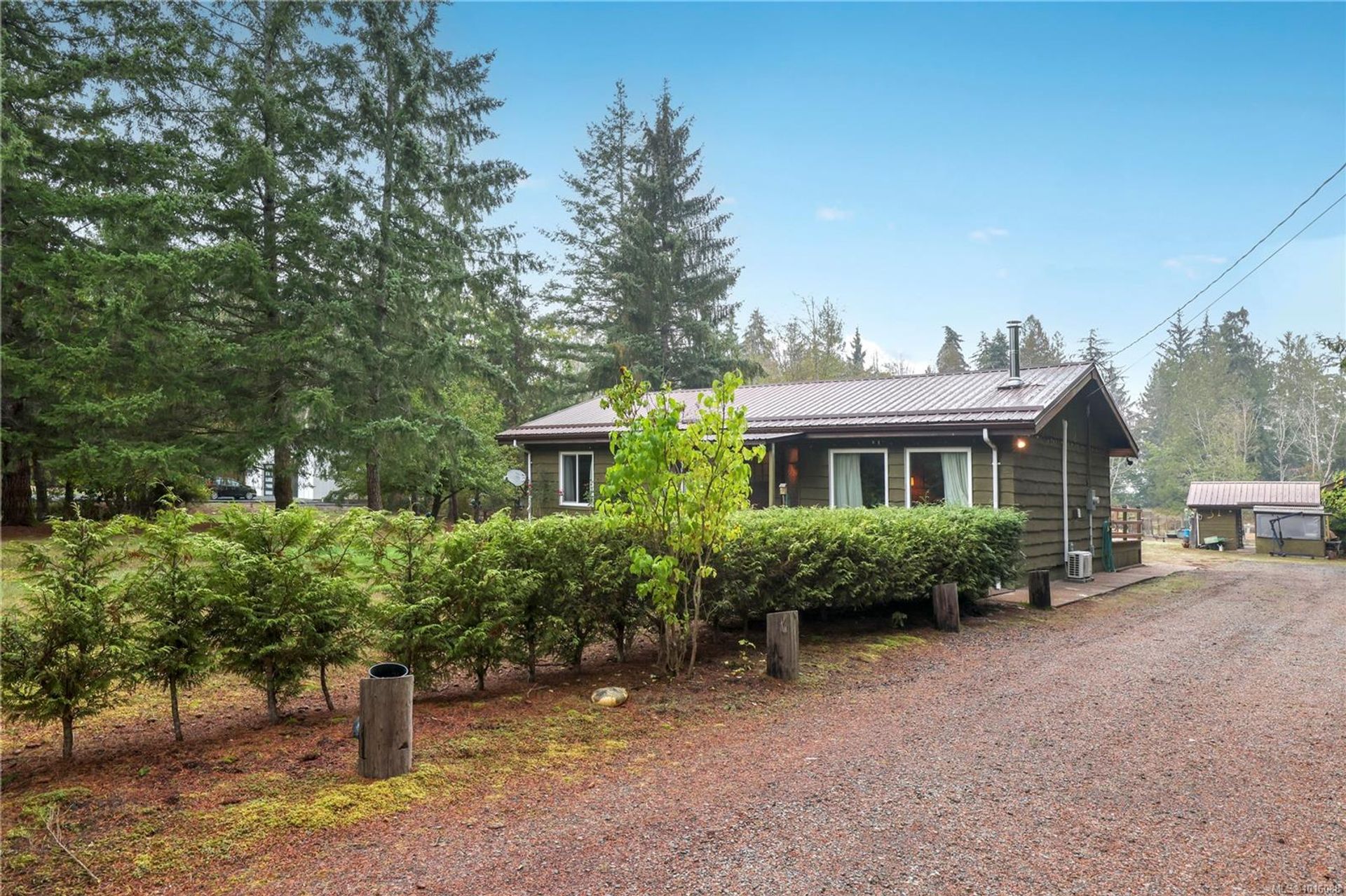 372 Bates Drive, Union Bay/Fanny Bay, Comox Valley  by Luxury Island Homes | Premium Real Estate Services | Vancouver Island 372 Bates Drive, Union Bay/Fanny Bay, Comox Valley