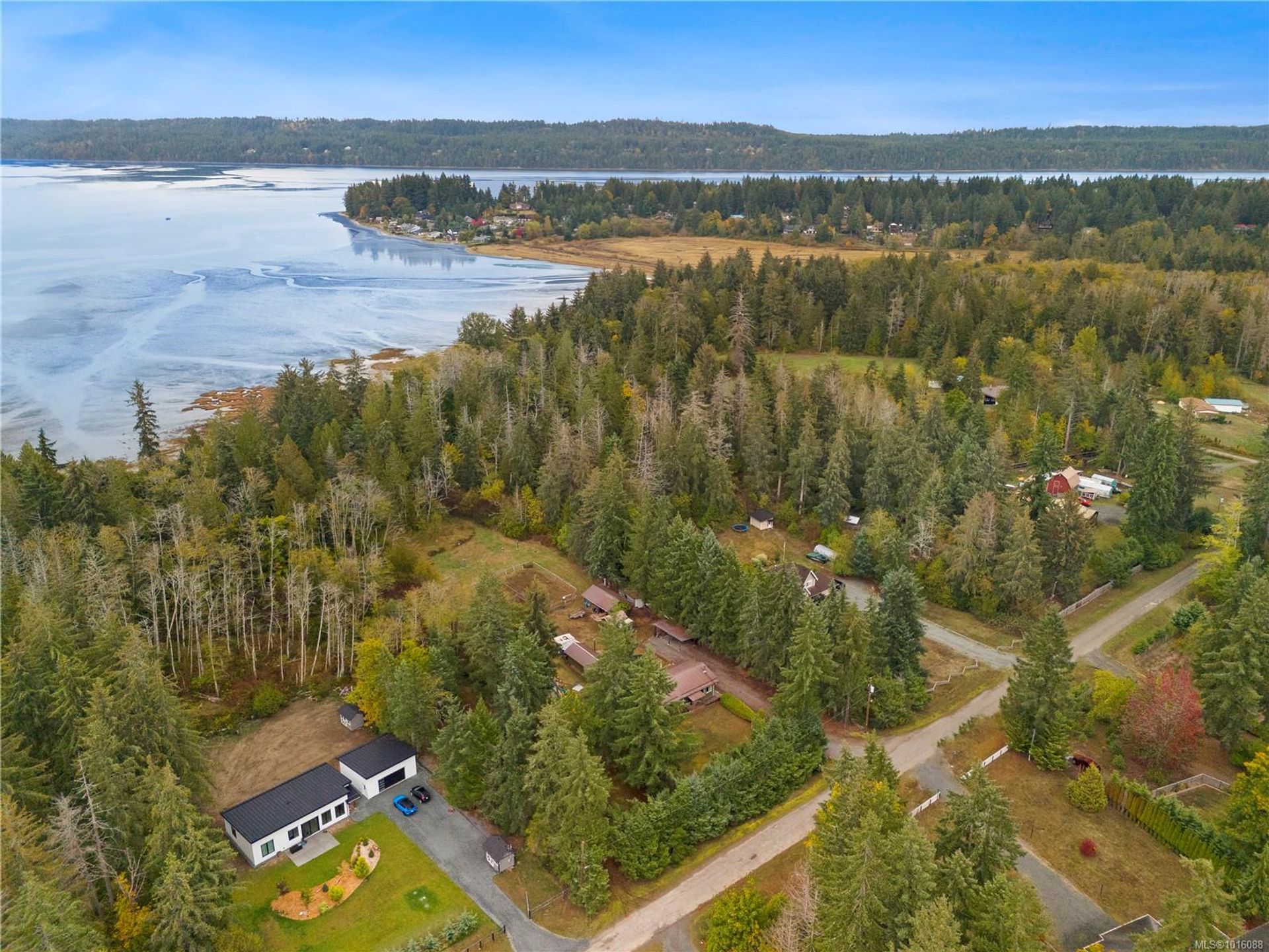 372-bates-union-bayfanny-bay-comox-valley-03 at 372 Bates Drive, Union Bay/Fanny Bay, Comox Valley 372-bates-union-bayfanny-bay-comox-valley-03 at 372 Bates Drive, Union Bay/Fanny Bay, Comox Valley