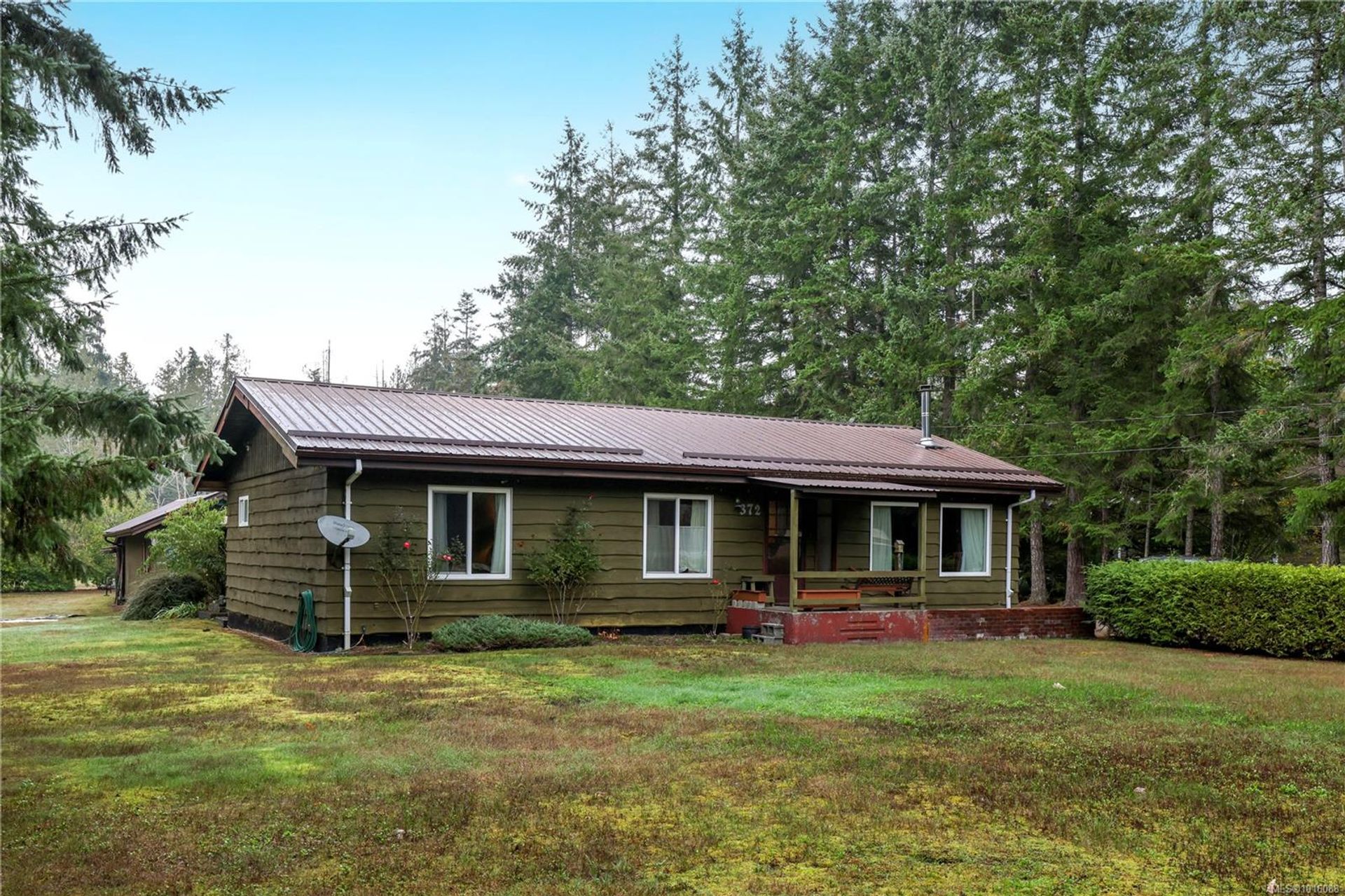 372-bates-union-bayfanny-bay-comox-valley-08 at 372 Bates Drive, Union Bay/Fanny Bay, Comox Valley 372-bates-union-bayfanny-bay-comox-valley-08 at 372 Bates Drive, Union Bay/Fanny Bay, Comox Valley