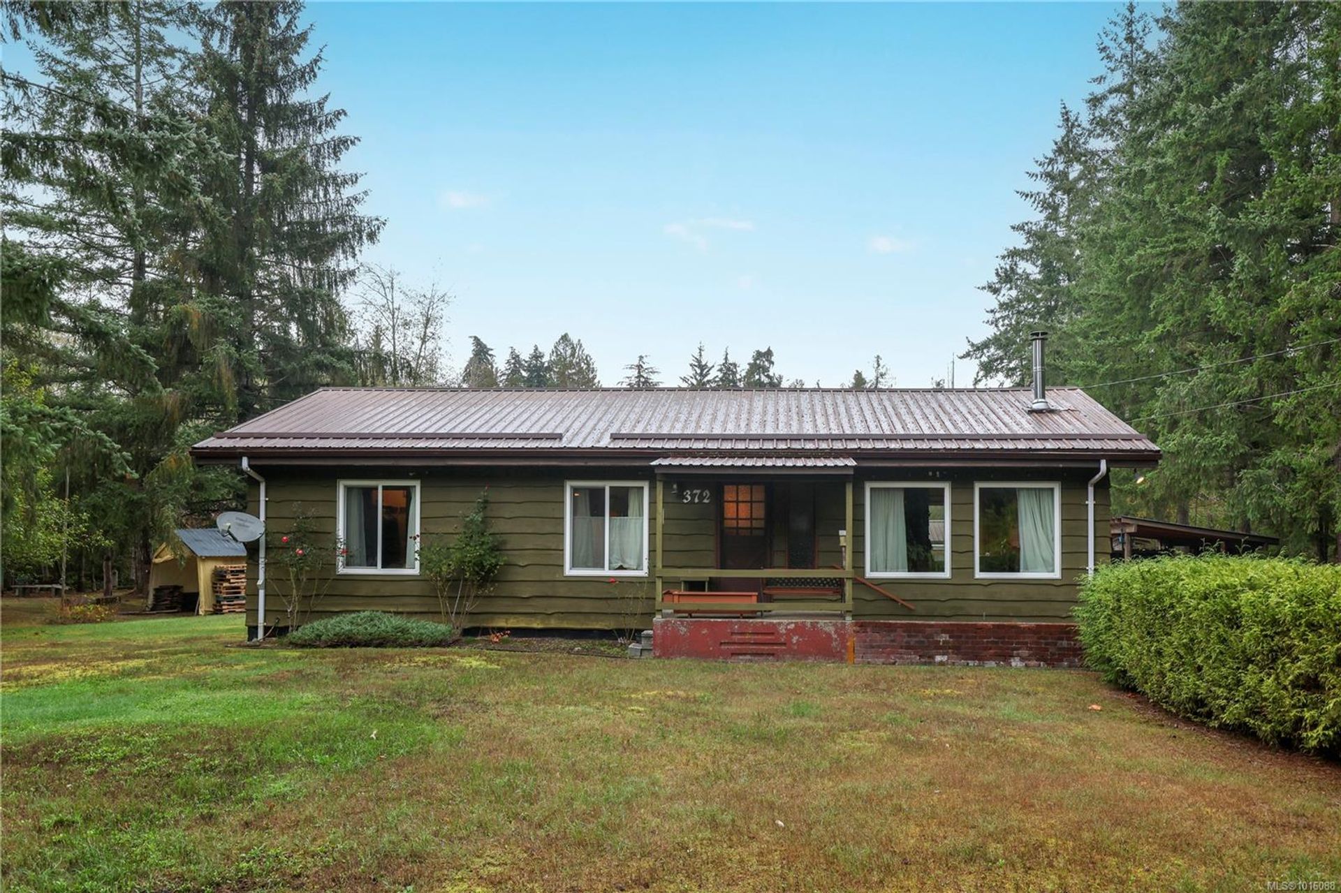 372-bates-union-bayfanny-bay-comox-valley-09 at 372 Bates Drive, Union Bay/Fanny Bay, Comox Valley