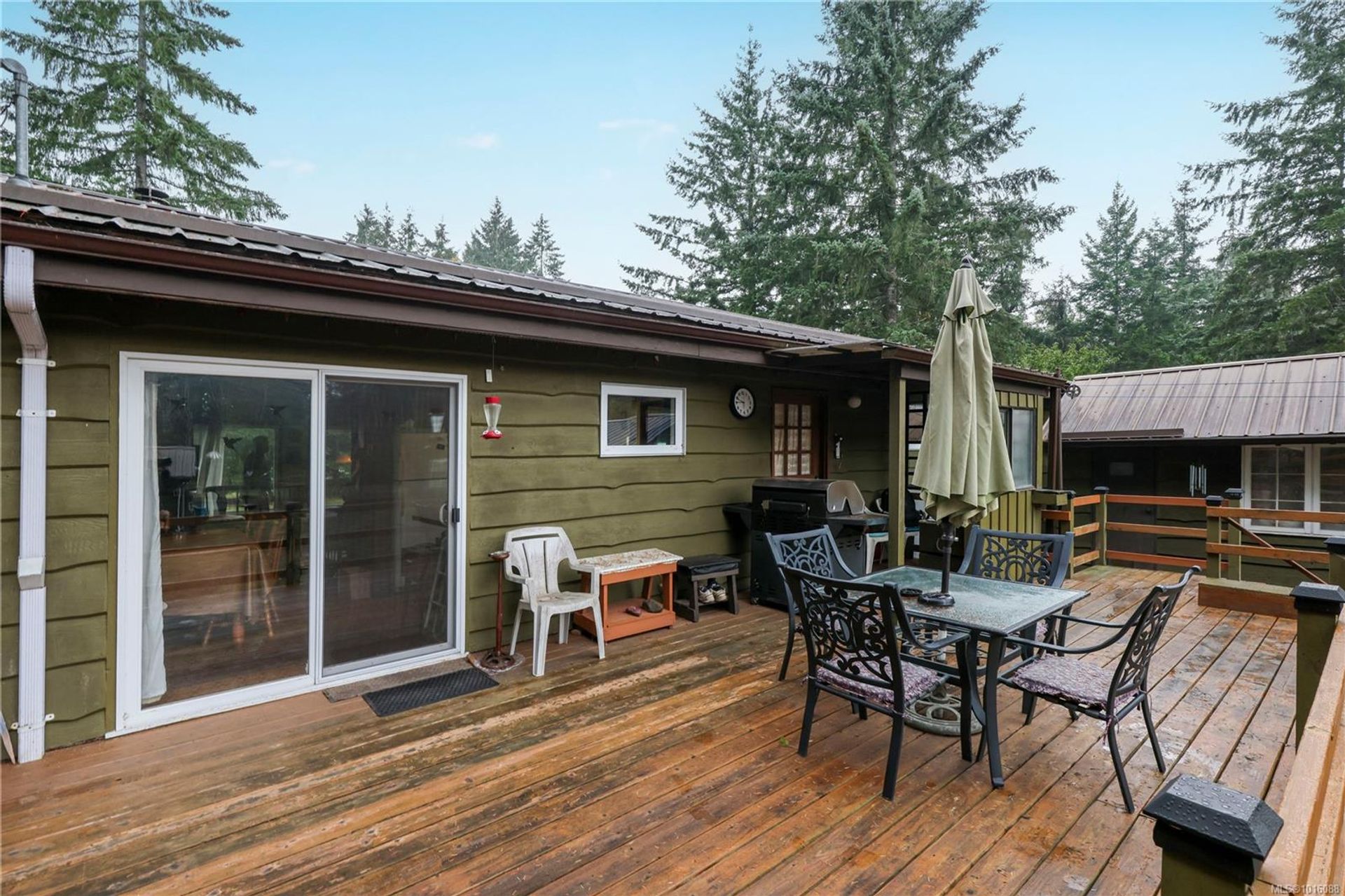 372-bates-union-bayfanny-bay-comox-valley-20 at 372 Bates Drive, Union Bay/Fanny Bay, Comox Valley 372-bates-union-bayfanny-bay-comox-valley-20 at 372 Bates Drive, Union Bay/Fanny Bay, Comox Valley