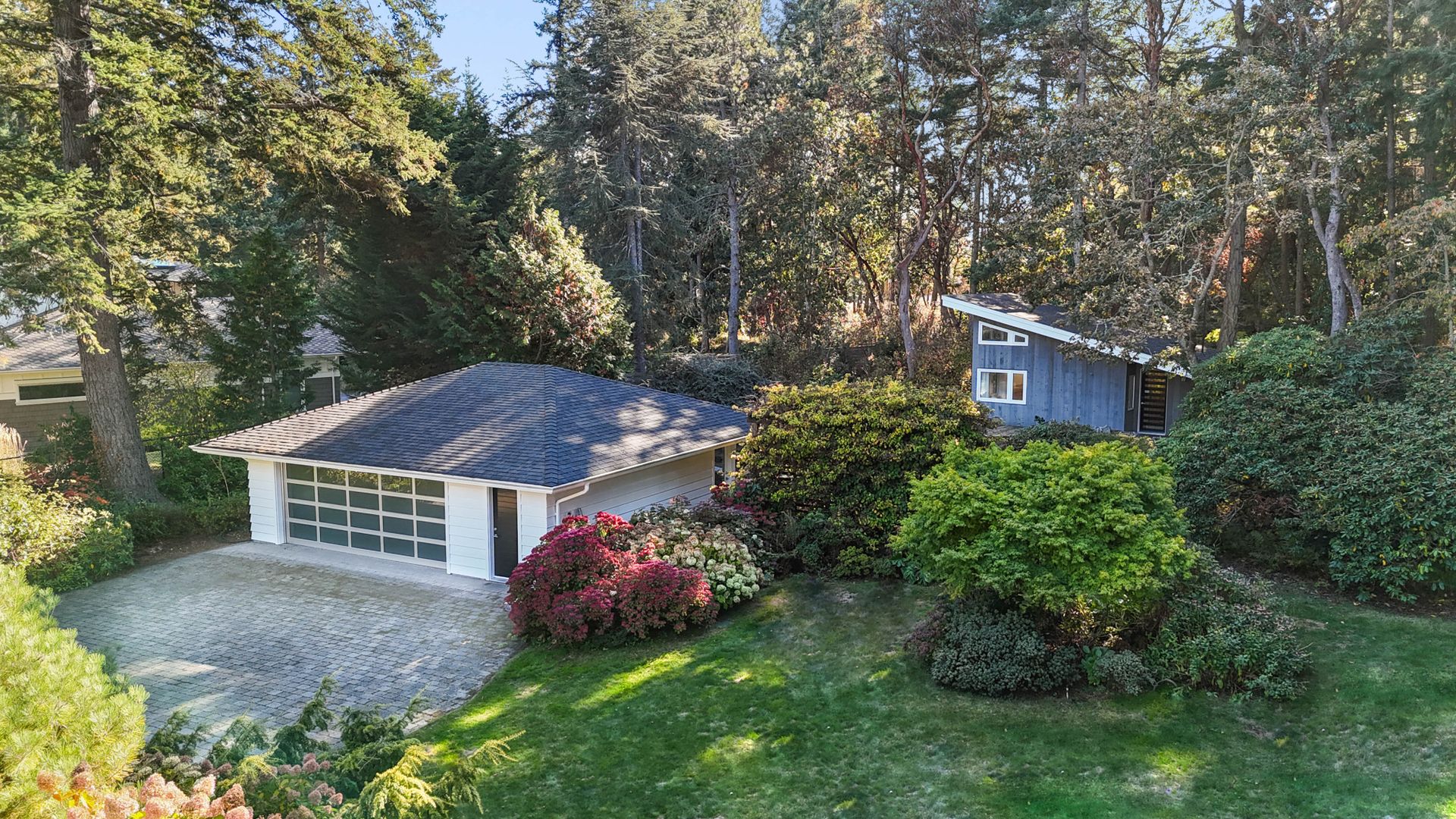  at 2623 Queenswood Drive, Queenswood, Saanich East