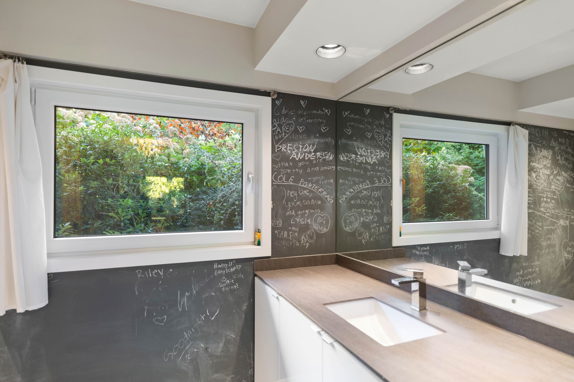  at 2623 Queenswood Drive, Queenswood, Saanich East