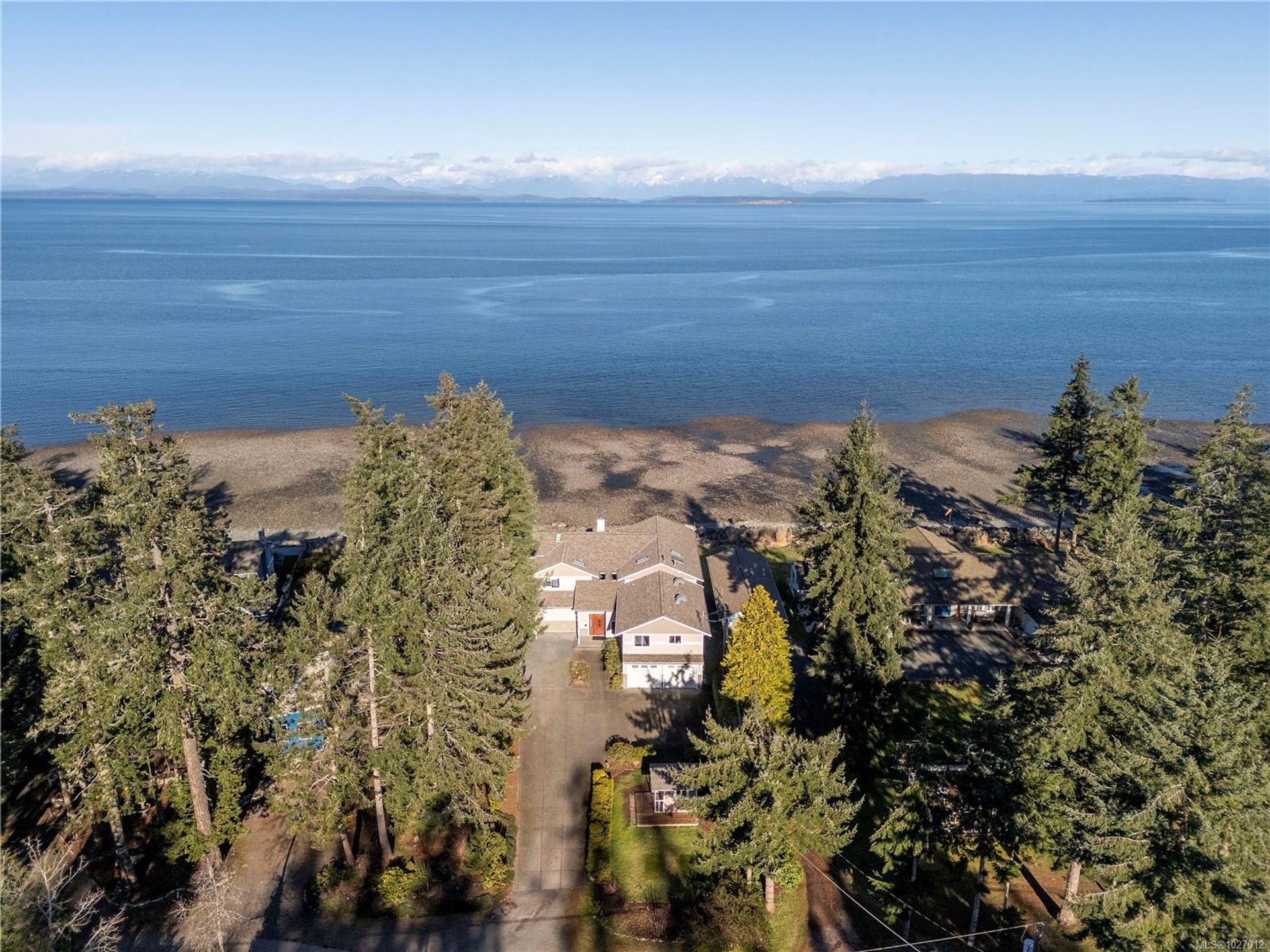 2270-oyster-garden-campbell-river-south-campbell-river-02 at 2270 Oyster Garden Road, Campbell River South, Campbell River