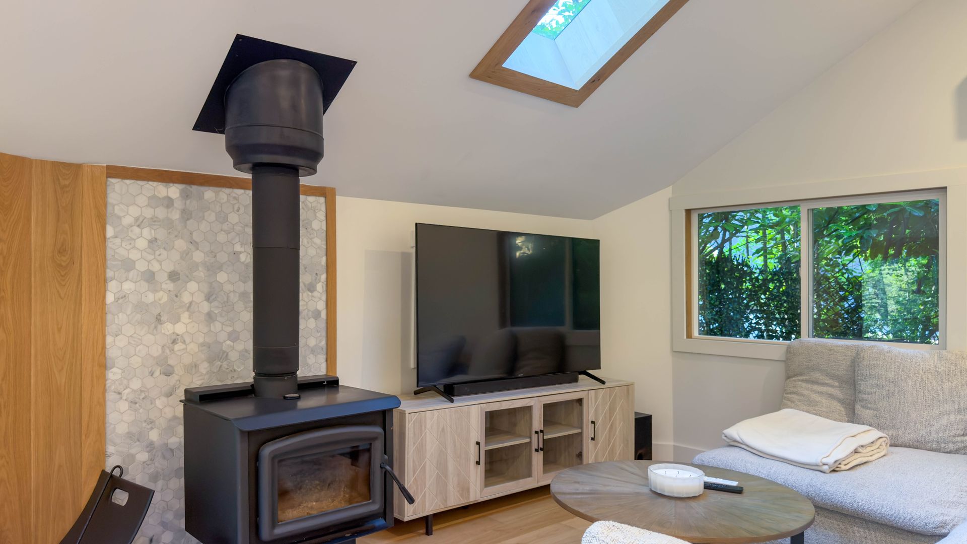  at 1709 Falcon Heights Road, Goldstream, Langford