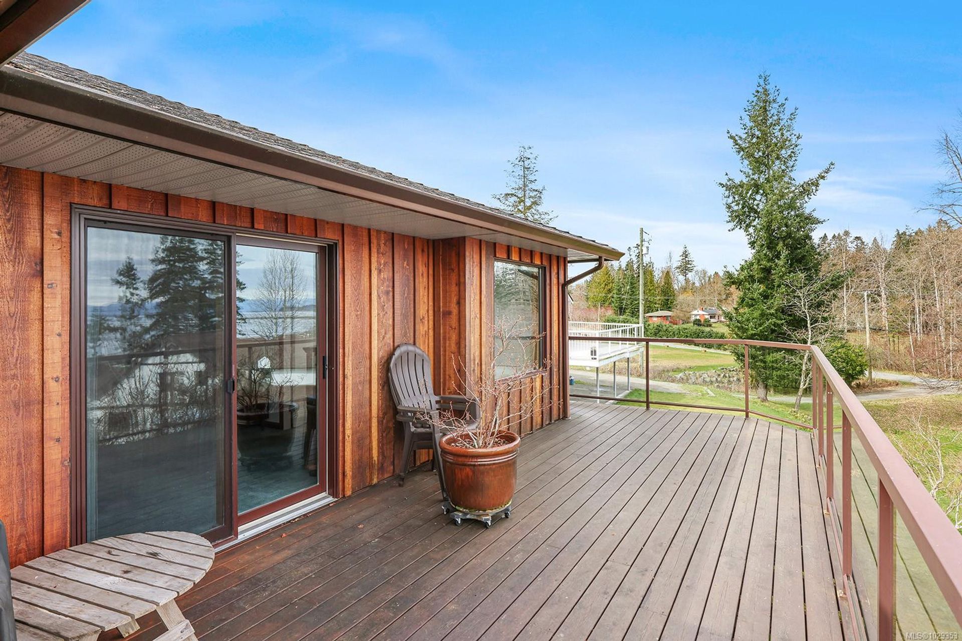 3882-wavecrest-campbell-river-south-campbell-river-16 at 3882 Wavecrest Road, Campbell River South, Campbell River