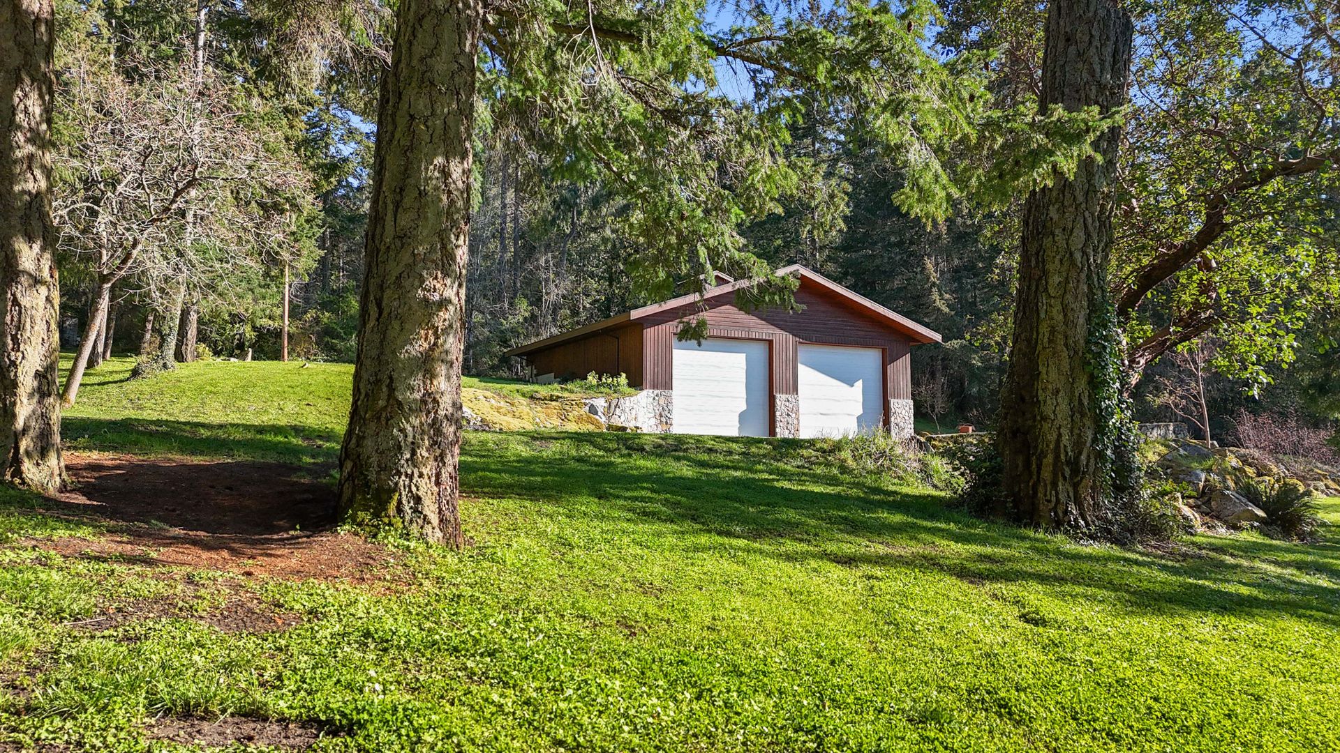  at 8440 Lawrence Road, Inlet, Central Saanich