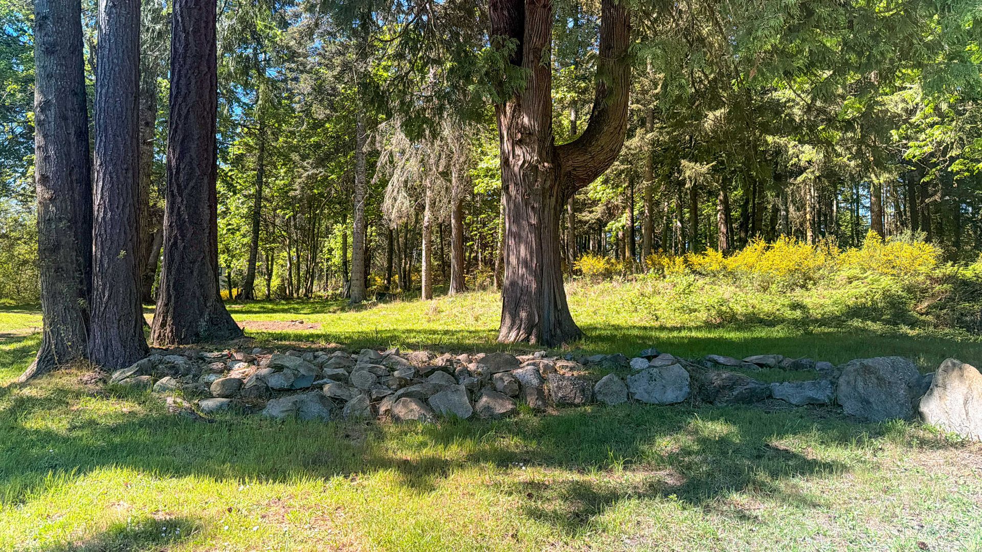  at 265 Lower Ganges Road, Salt Spring, Gulf Islands