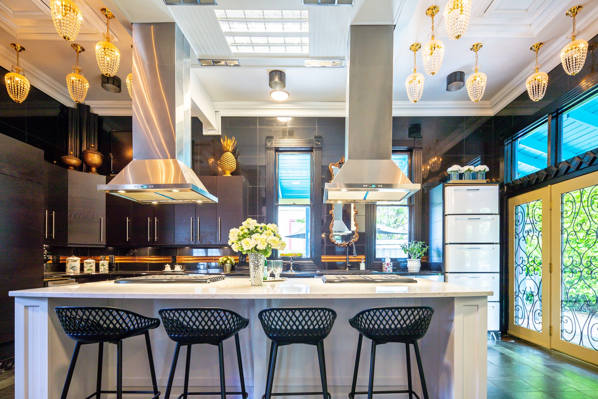  at 255 Government Street, Victoria Bc