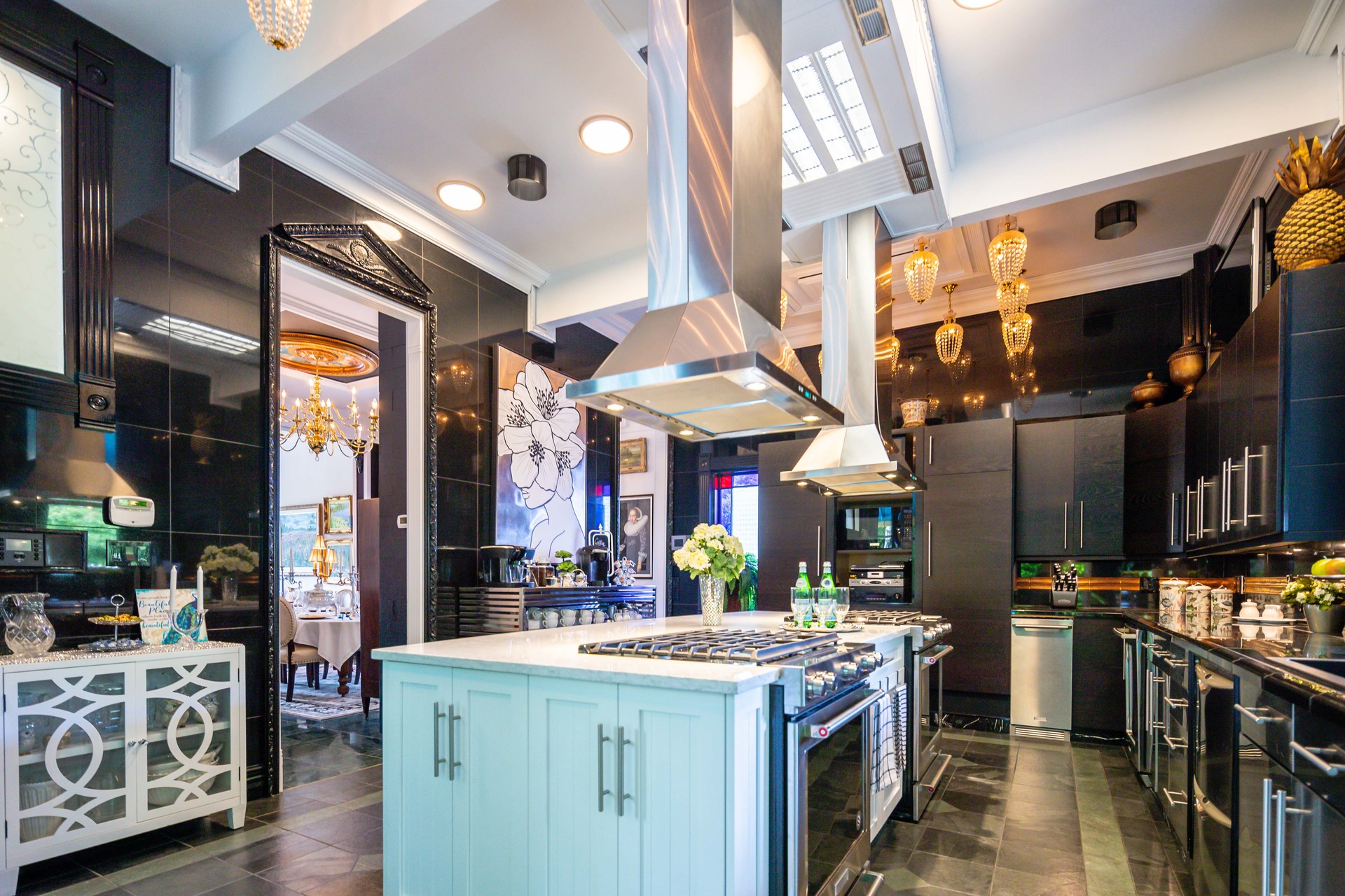  at 255 Government Street, Victoria Bc