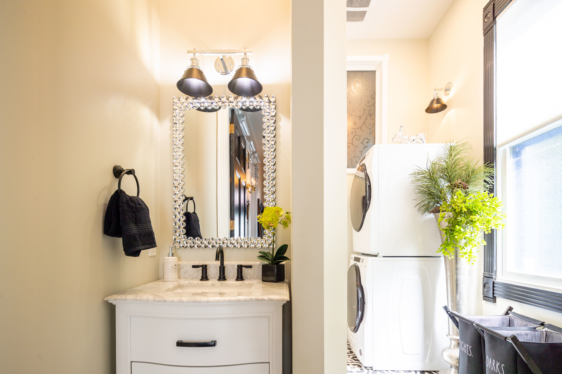  at 255 Government Street, Victoria Bc