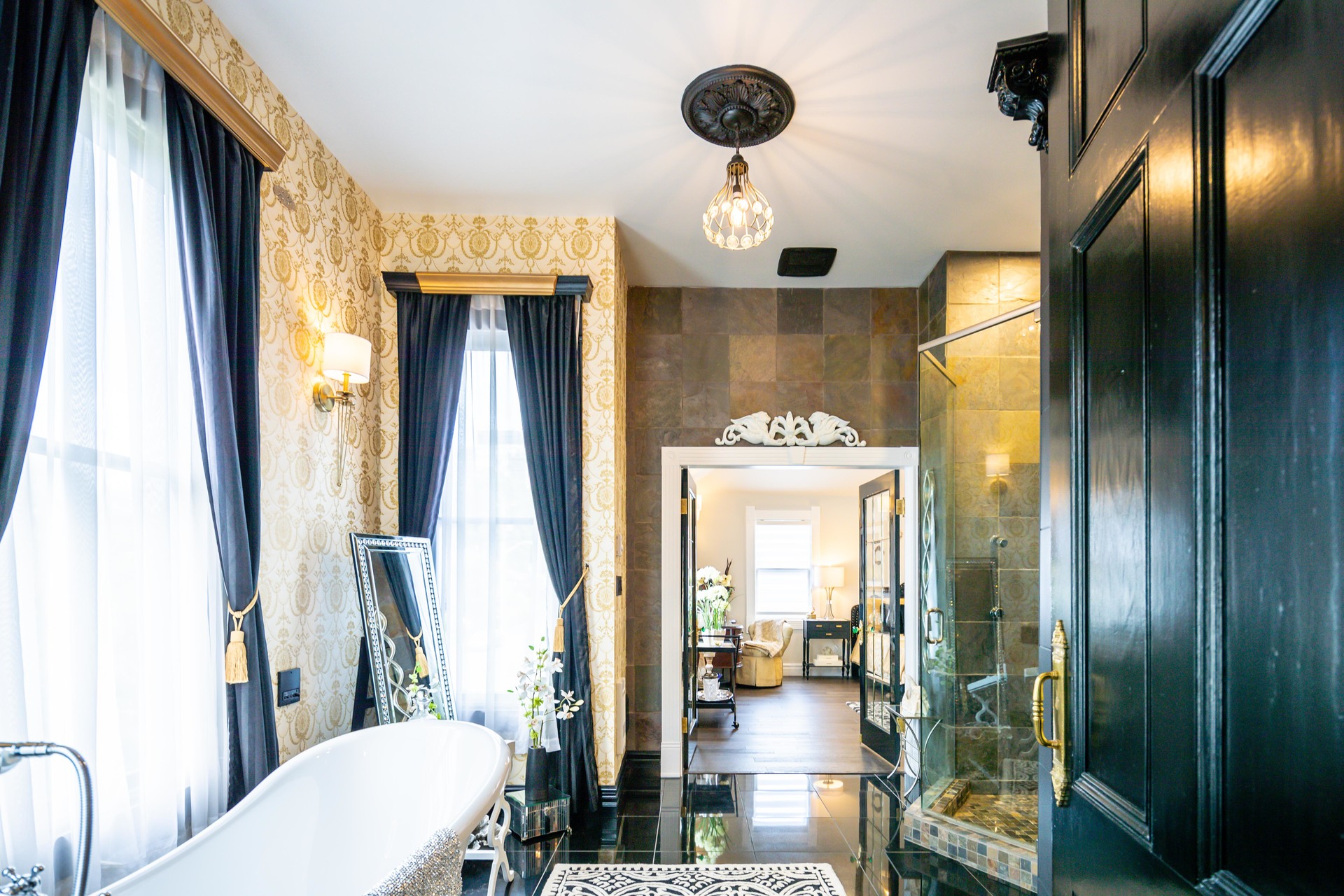  at 255 Government Street, Victoria Bc