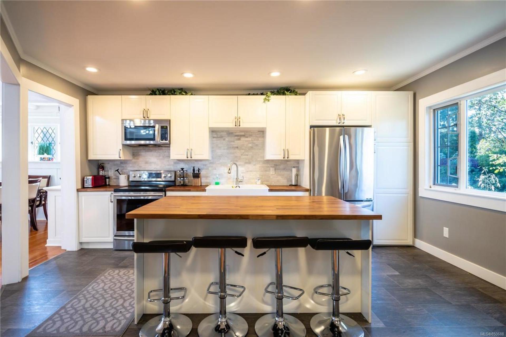 at 430 Grafton Street, Saxe Point, Esquimalt at 430 Grafton Street, Saxe Point, Esquimalt