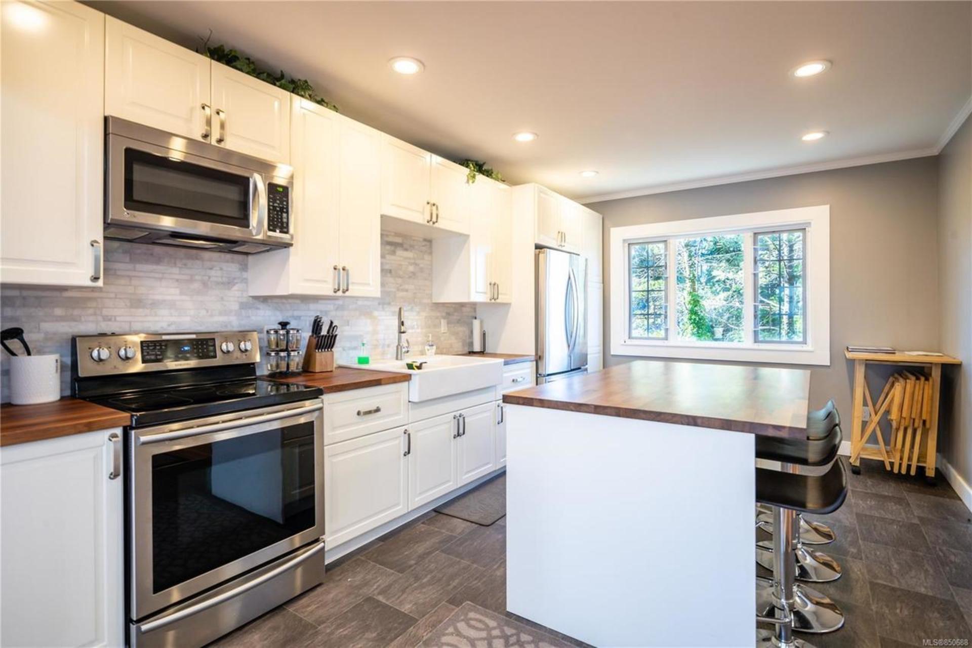at 430 Grafton Street, Saxe Point, Esquimalt at 430 Grafton Street, Saxe Point, Esquimalt