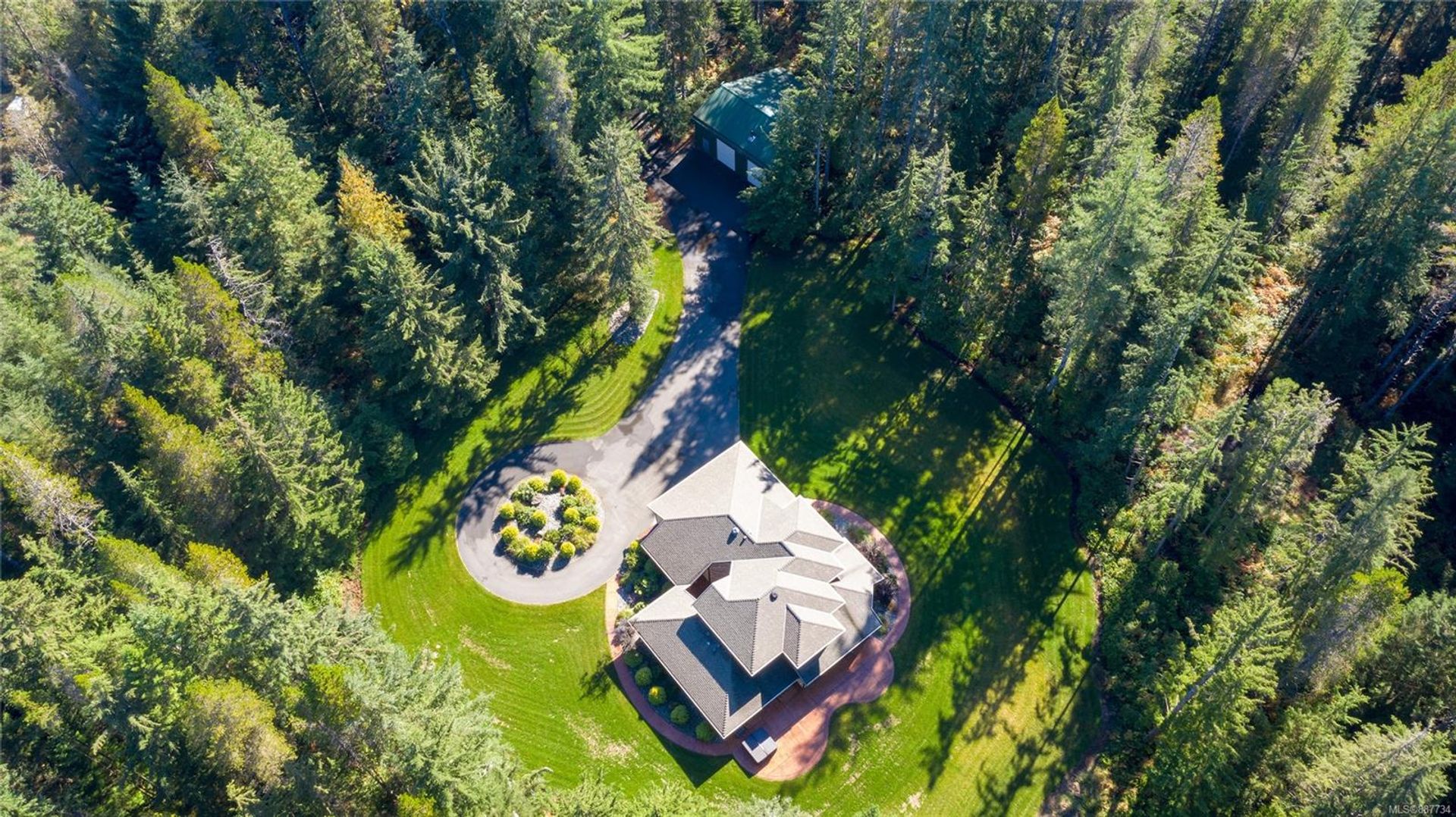 5165 Duncan Bay Road, Campbell River by Luxury Island Homes | Premium Real Estate Services | Vancouver Island 5165 Duncan Bay Road, Campbell River