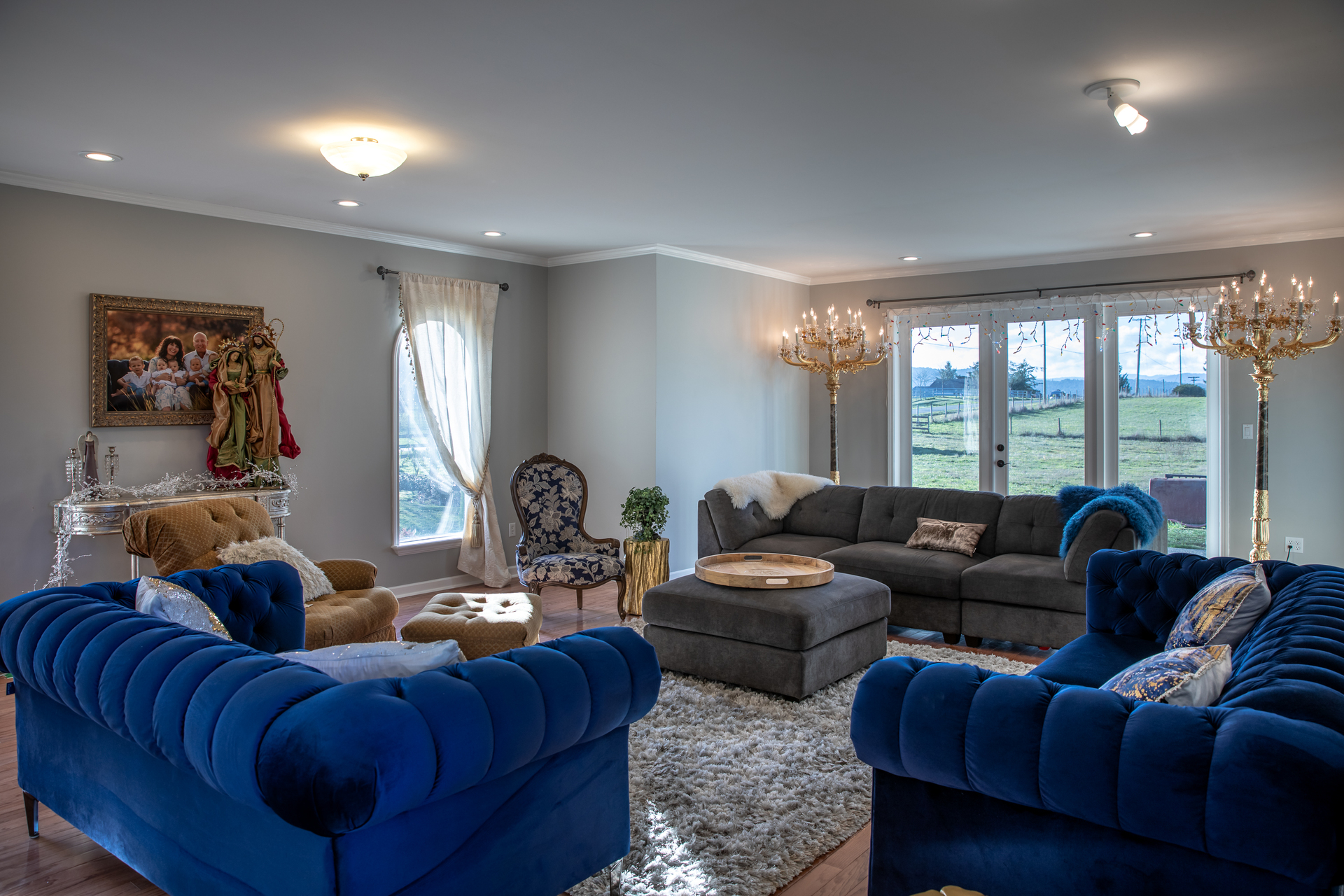 Living Room at 1950 Highfield Road, Central Saanich, Victoria Bc