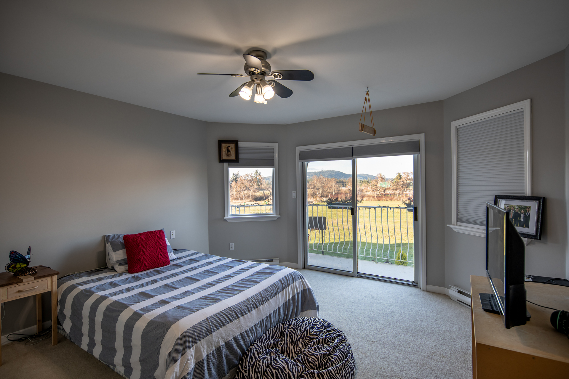 Guest Room at 1950 Highfield Road, Central Saanich, Victoria Bc