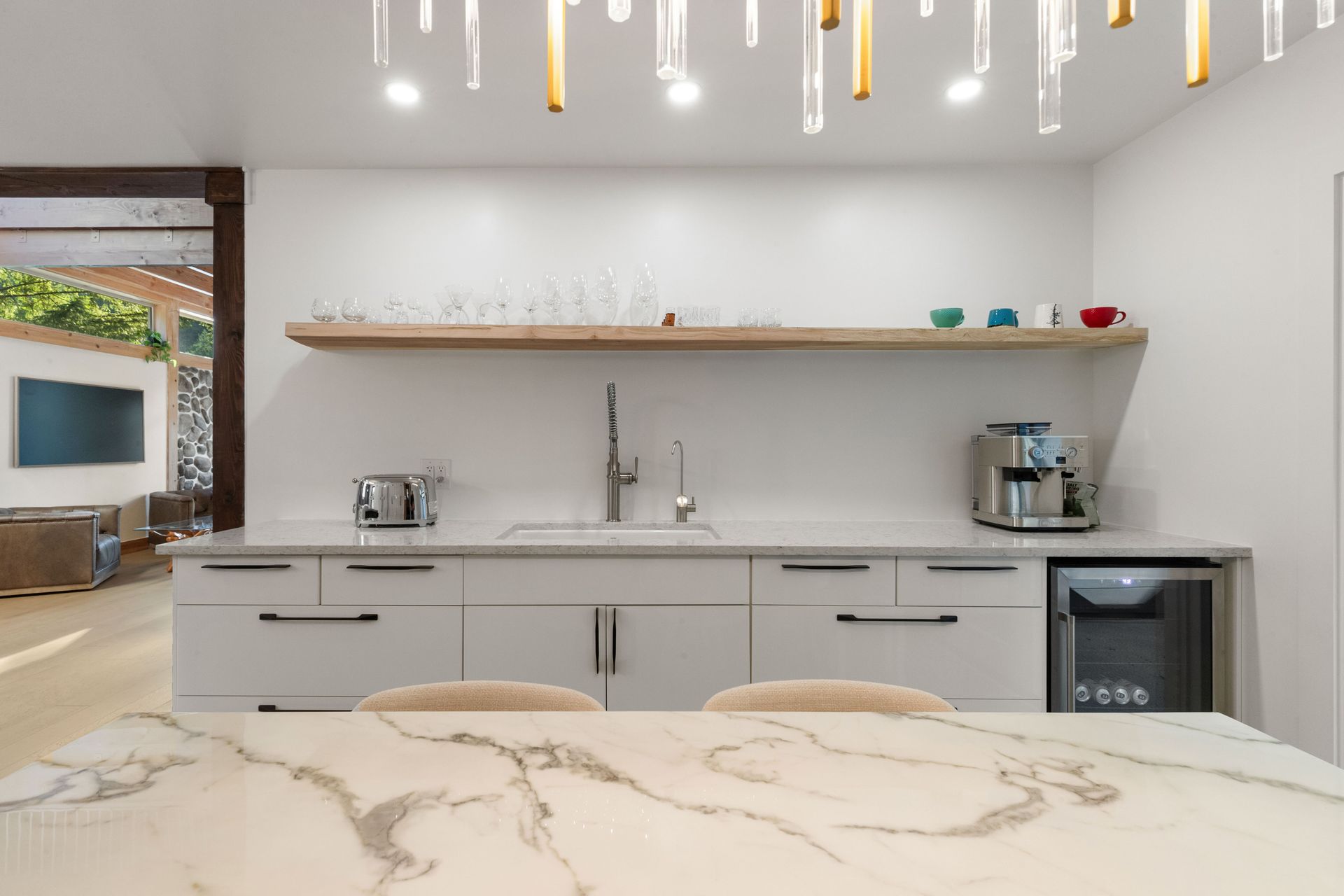  at 1713 Falcon Heights Road, Victoria