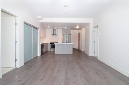 262485405-7 at 410 - 3602 Aldercrest Drive, Roche Point, North Vancouver