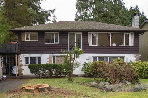 at 1033 Canyon Boulevard, Canyon Heights NV, North Vancouver  at 1033 Canyon Boulevard, Canyon Heights NV, North Vancouver