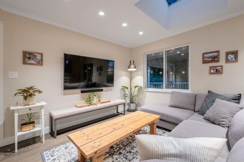 262603425-4 at 1655 - Evelyn Street, Lynn Valley, North Vancouver 262603425-4 at 1655 - Evelyn Street, Lynn Valley, North Vancouver