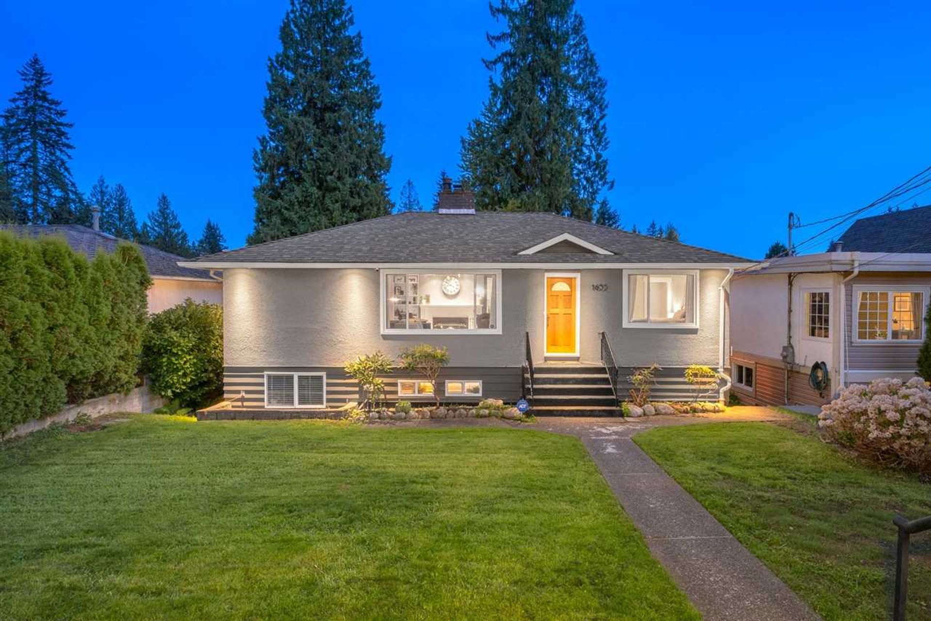 1655 - Evelyn Street, Lynn Valley, North Vancouver  by Mackenzie Olson Personal Real Estate Corporation 1655 - Evelyn Street, Lynn Valley, North Vancouver