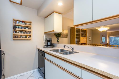262664663-3 at 9 - 8320 Cook Road, Brighouse, Richmond