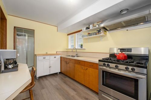 2704-w-12th-avenue-kitsilano-vancouver-west-23 at 2704 W 12th Avenue, Kitsilano, Vancouver West 2704-w-12th-avenue-kitsilano-vancouver-west-23 at 2704 W 12th Avenue, Kitsilano, Vancouver West