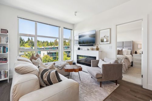 33-web-or-mls-016 at 410 - 3602 Aldercrest Drive, Roche Point, North Vancouver