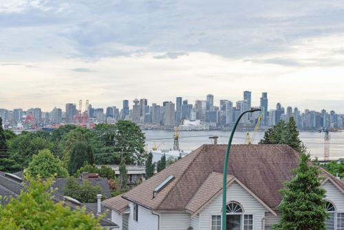 346-e-5th-street-lower-lonsdale-north-vancouver-20 at 346 E 5th Street, Lower Lonsdale, North Vancouver