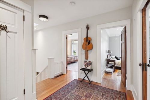 346-e-5th-street-lower-lonsdale-north-vancouver-27 at 346 E 5th Street, Lower Lonsdale, North Vancouver