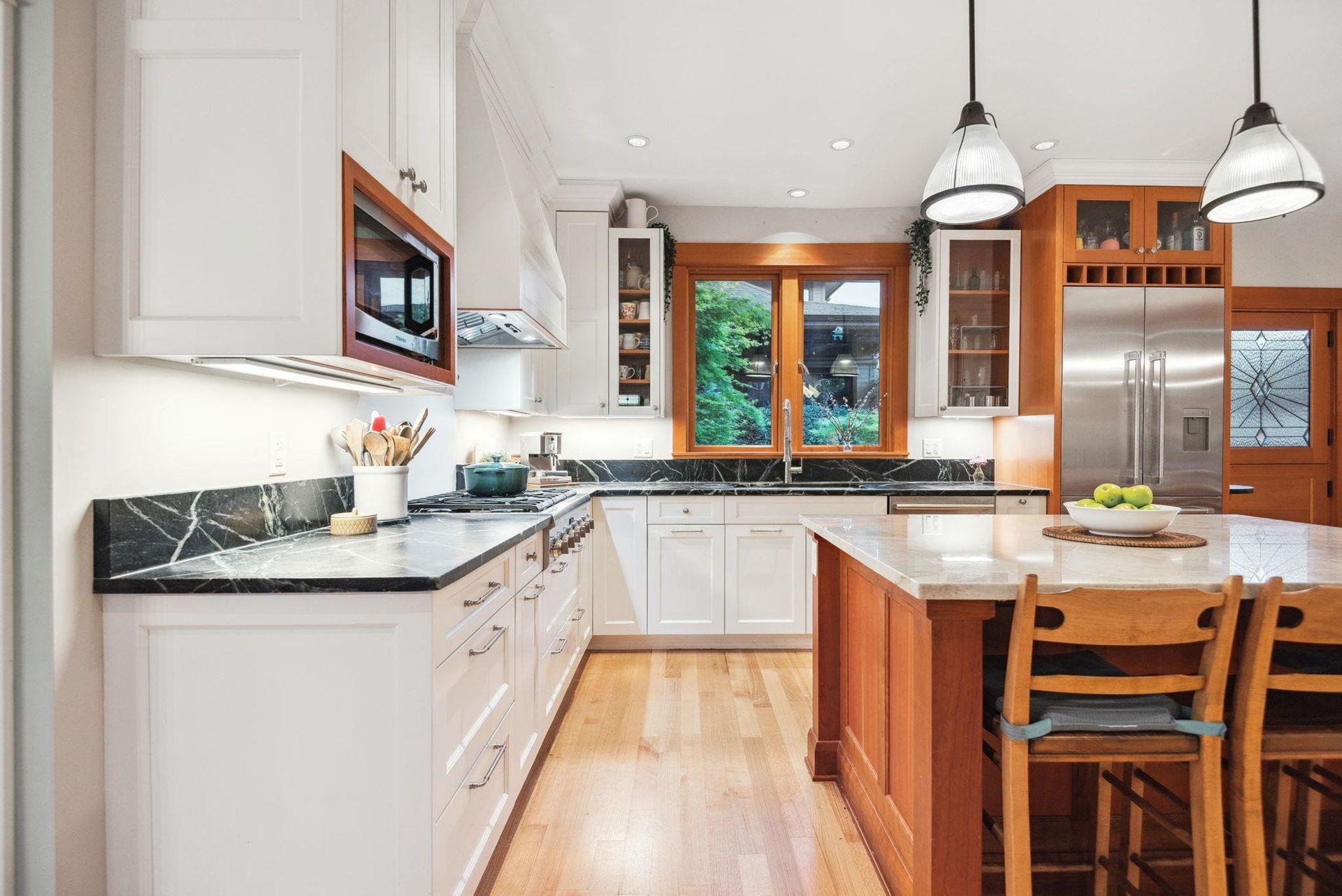 346 E 5th Street, Lower Lonsdale, North Vancouver 