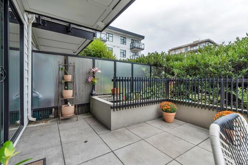111-e-3rd-street-lower-lonsdale-north-vancouver-25 at 212 - 111 E 3rd Street, Lower Lonsdale, North Vancouver