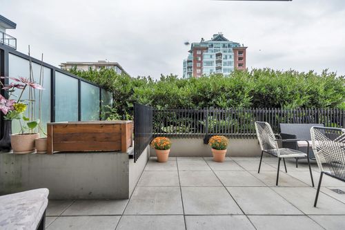 111-e-3rd-street-lower-lonsdale-north-vancouver-26 at 212 - 111 E 3rd Street, Lower Lonsdale, North Vancouver