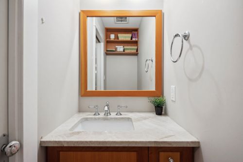 346-e-5th-street-lower-lonsdale-north-vancouver-32 at 346 E 5th Street, Lower Lonsdale, North Vancouver