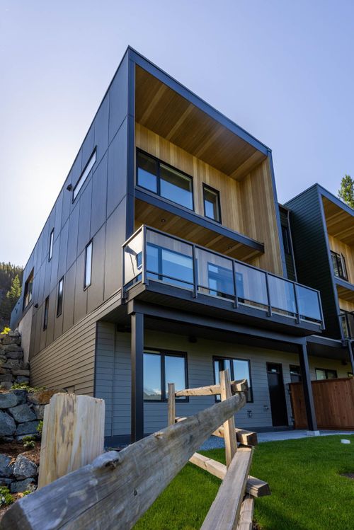 263033641-6203e881-4e3e-4f93-8716-b60182986737 at 39263 Stellar Drive, Brennan Center, Squamish