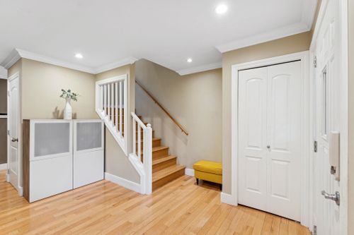 353-e-5th-street-lower-lonsdale-north-vancouver-16 at 353 E 5th Street, Lower Lonsdale, North Vancouver