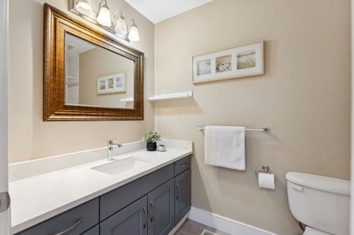 353-e-5th-street-lower-lonsdale-north-vancouver-23 at 353 E 5th Street, Lower Lonsdale, North Vancouver