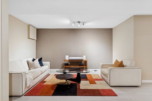 353-e-5th-street-lower-lonsdale-north-vancouver-30 at 353 E 5th Street, Lower Lonsdale, North Vancouver