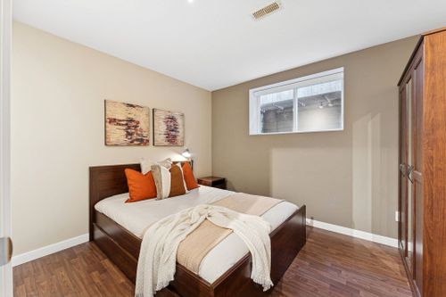 353-e-5th-street-lower-lonsdale-north-vancouver-33 at 353 E 5th Street, Lower Lonsdale, North Vancouver