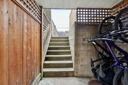 353-e-5th-street-lower-lonsdale-north-vancouver-36 at 353 E 5th Street, Lower Lonsdale, North Vancouver