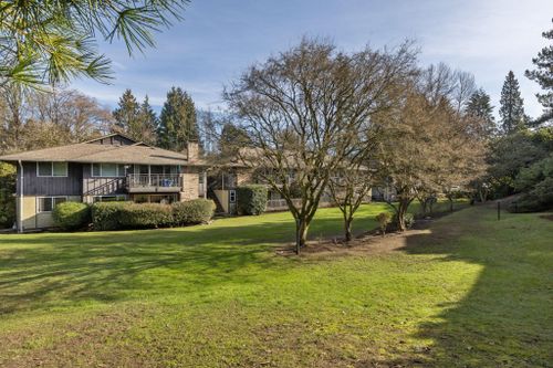 555-w-28th-street-upper-lonsdale-north-vancouver-05 at 214 - 555 W 28th Street, Upper Lonsdale, North Vancouver