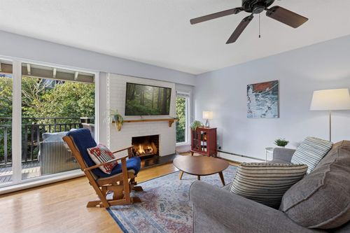 555-w-28th-street-upper-lonsdale-north-vancouver-12 at 214 - 555 W 28th Street, Upper Lonsdale, North Vancouver